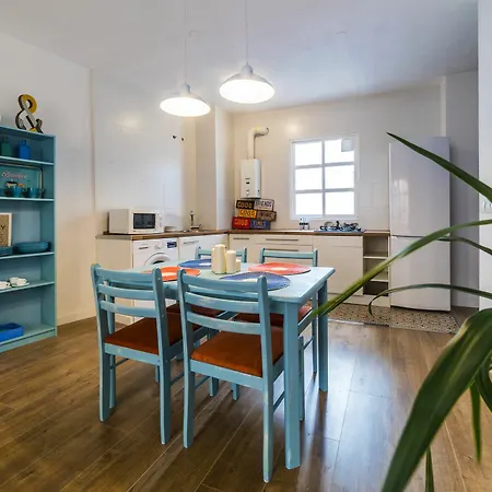 Charming 3 Bedrooms Historical Center Apartment